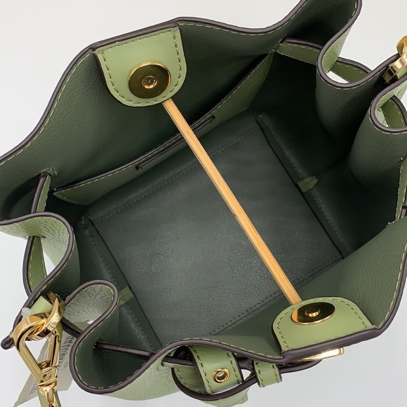 MICHAEL KORS EMILIA SMALL BUCKET BAG MESSENGER LIGHT SAGE COLOR - Picture 8 of 15